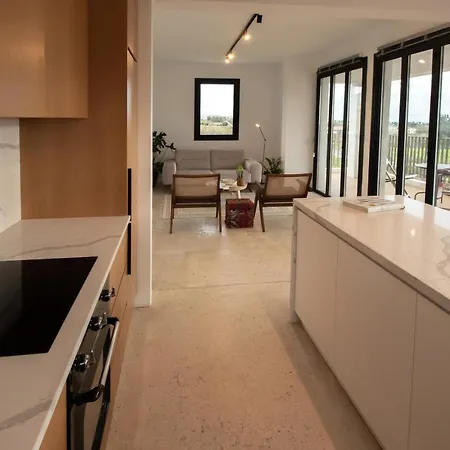 Mhouse44