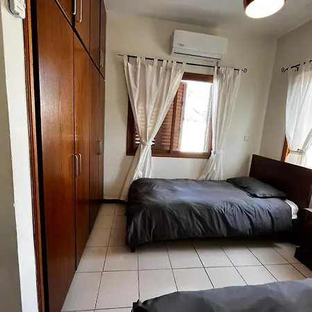 Mhouse44 * Peyia
