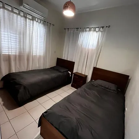 Mhouse44 Casa de Férias *