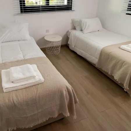 Mhouse44 Semesterbostad Pégeia